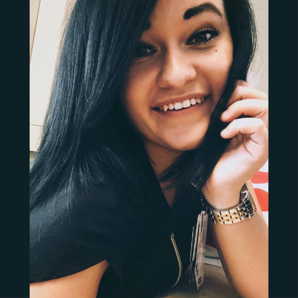 Meet your Posher, Marissa